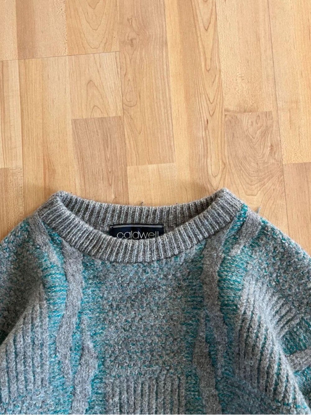Textured Slate Green Pullover Sweater - Picture 3 of 4
